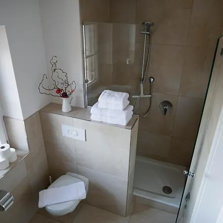 Helles 2-zimmer-apartment In Ostin Am Tegernsee Apartment *